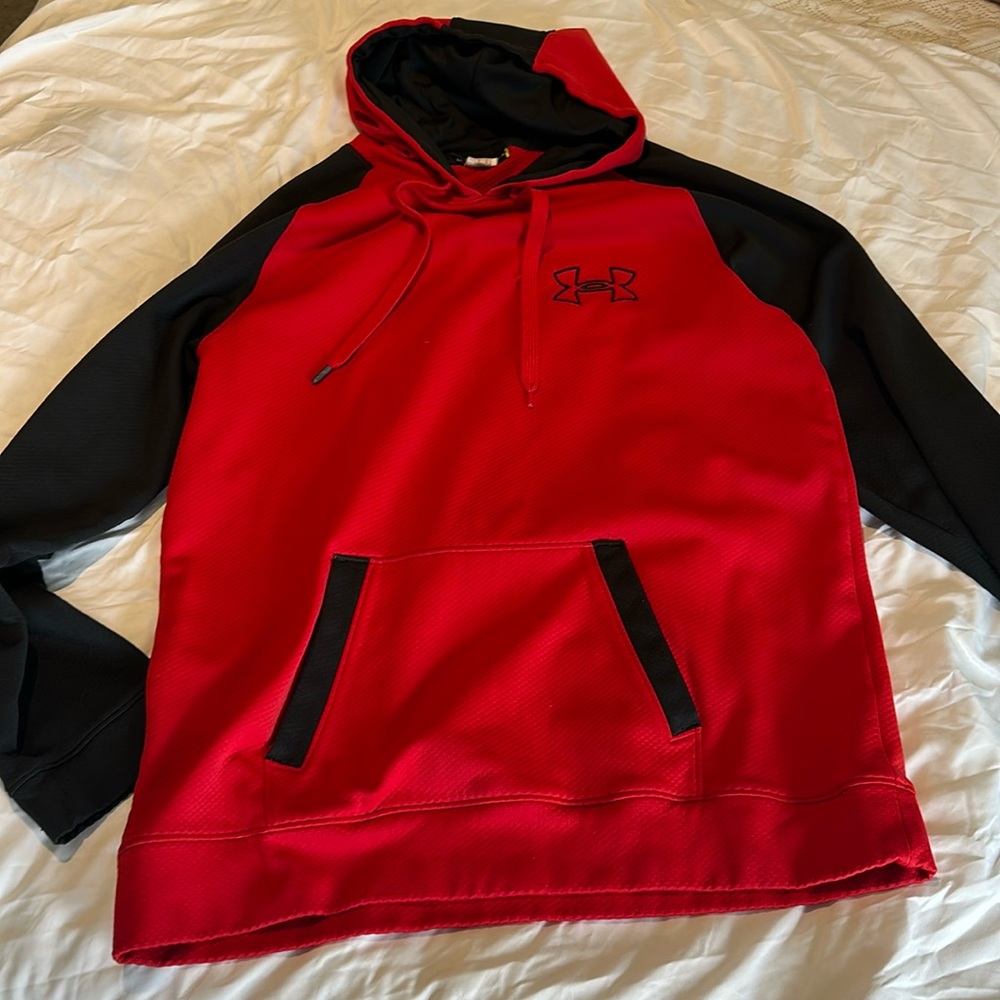 Under armour hoodie. Size XL. Red/black.